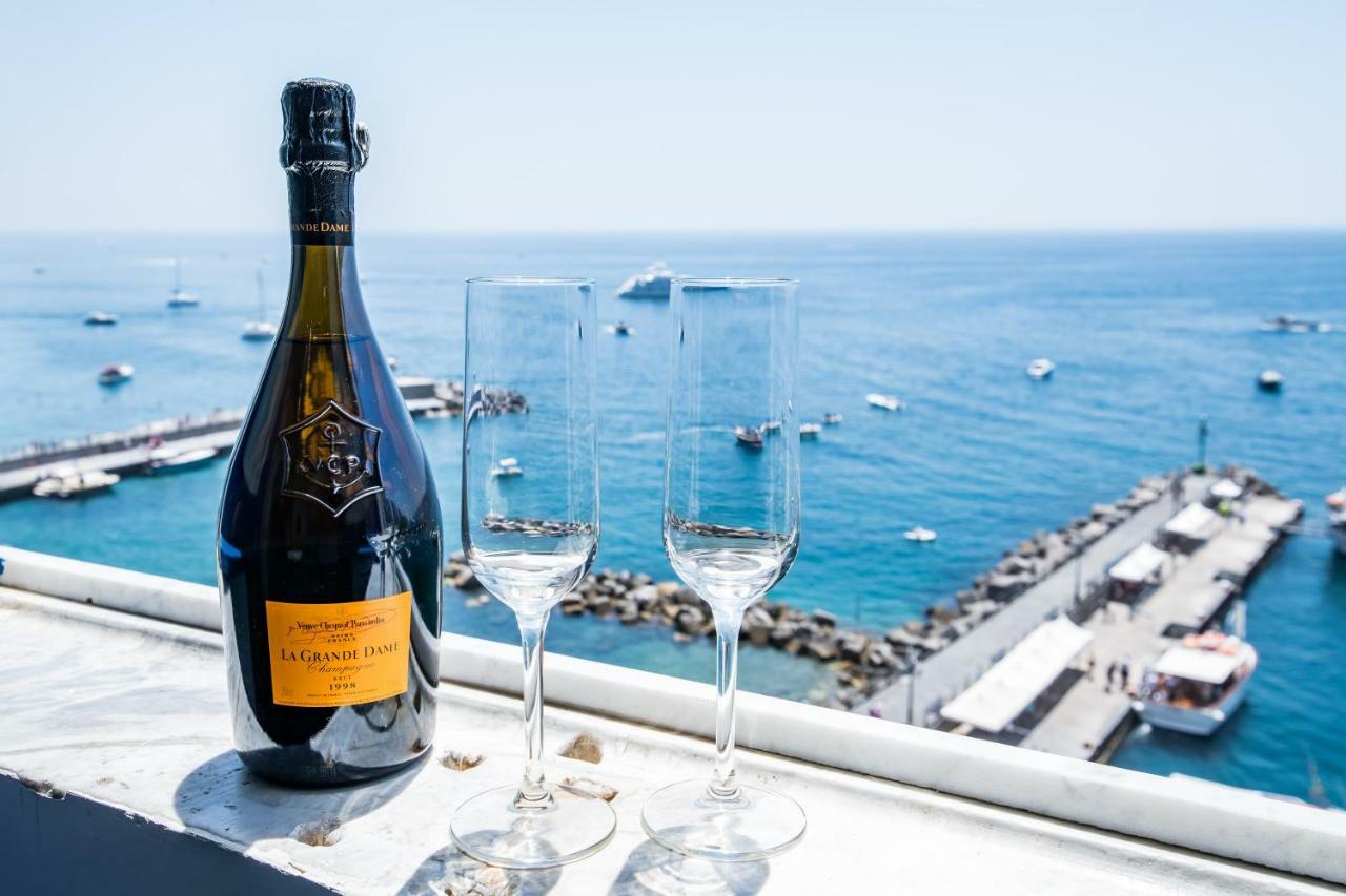 Suite Picasso Amalfi Buitenkant foto
