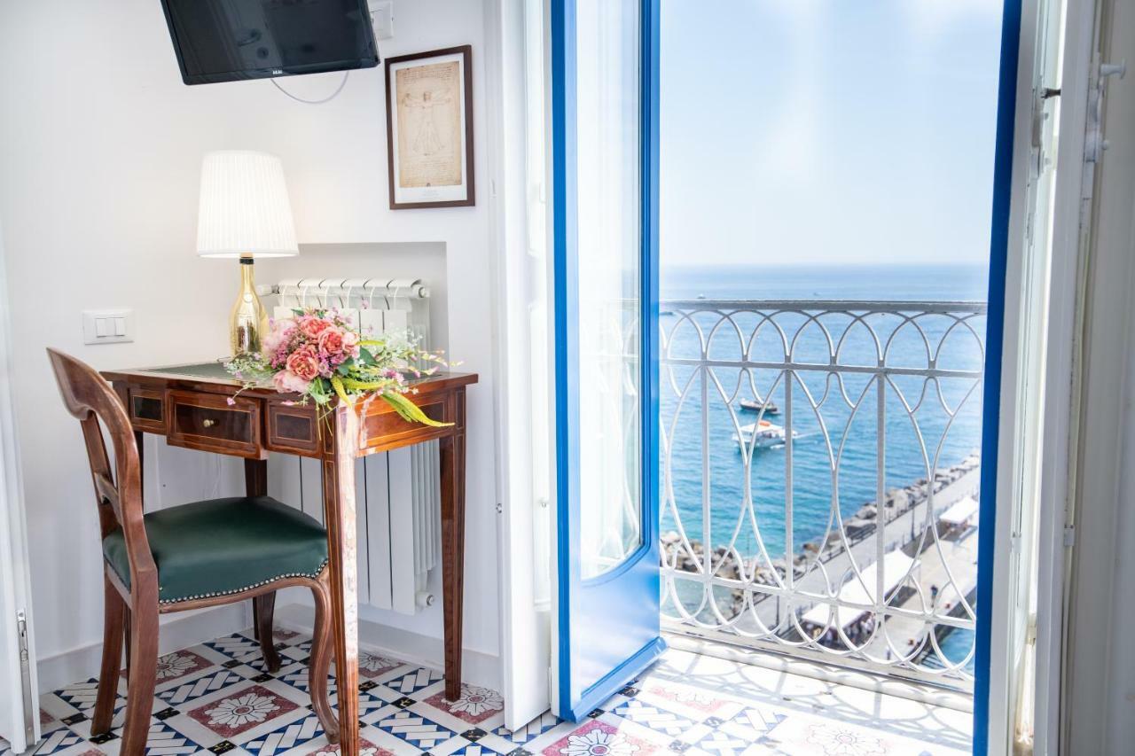 Suite Picasso Amalfi Buitenkant foto