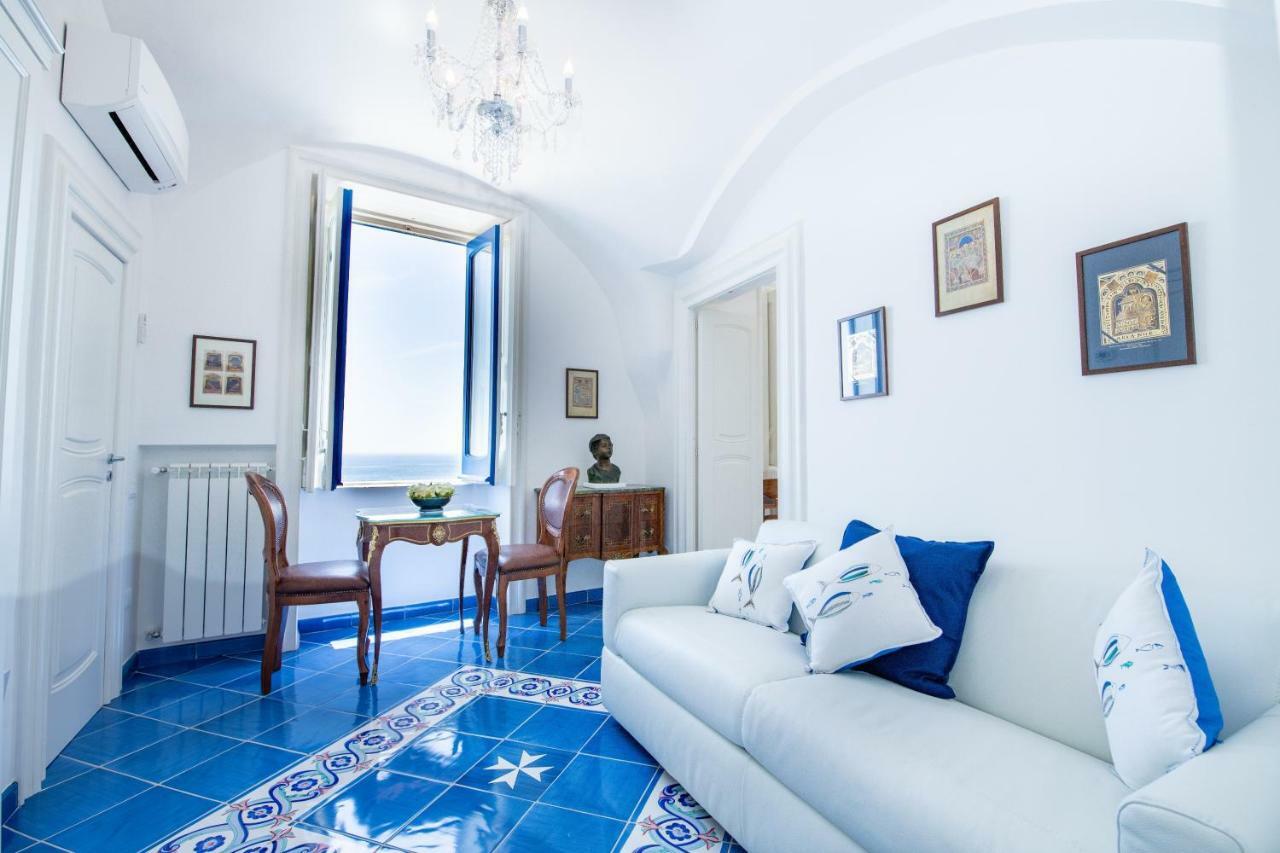 Suite Picasso Amalfi Buitenkant foto