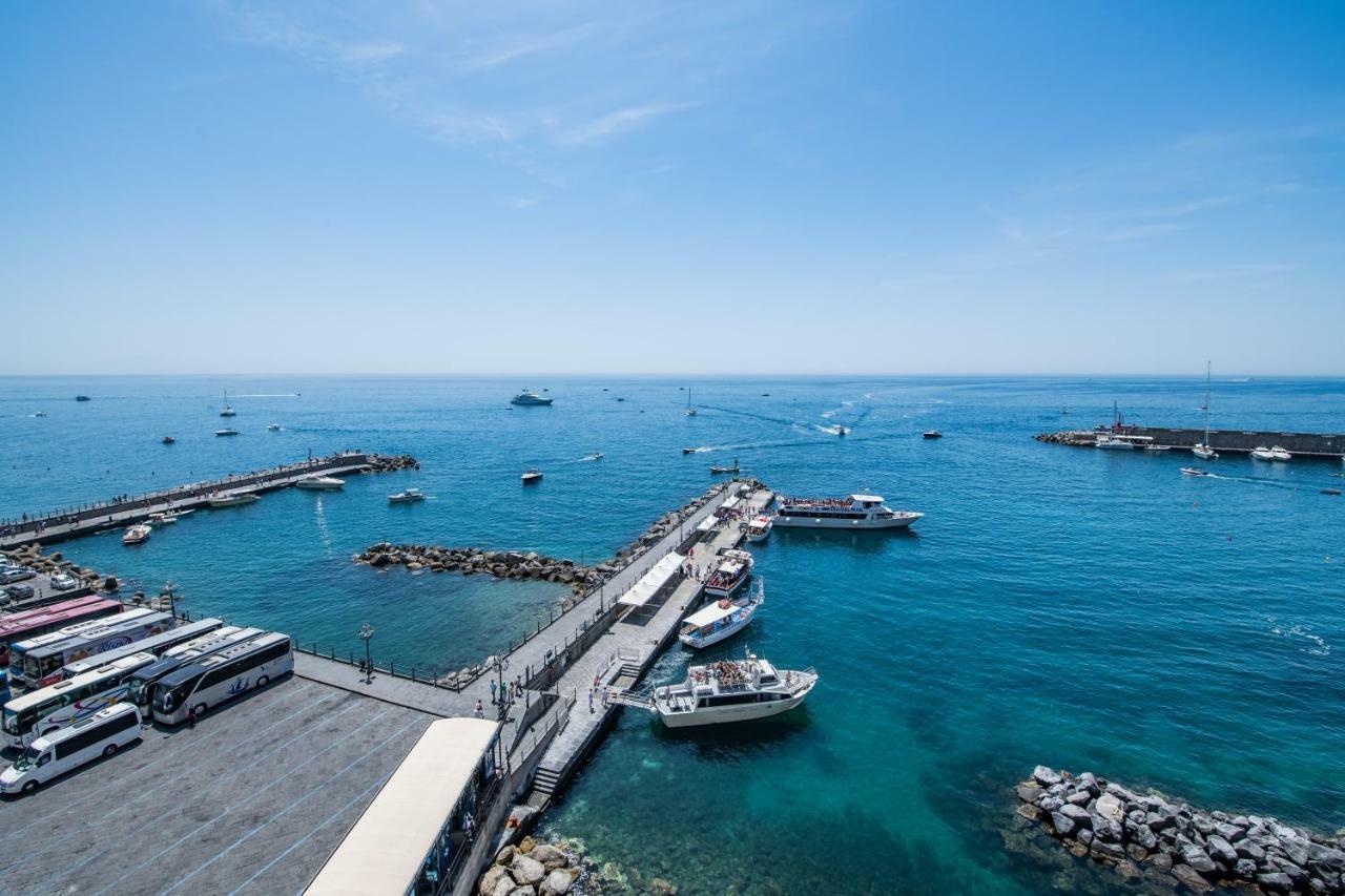 Suite Picasso Amalfi Buitenkant foto